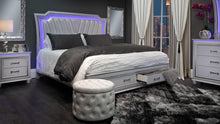 Load image into Gallery viewer, Simply a Marvel, 5-PC Queen Bedroom Set in Silver Metallic Finish