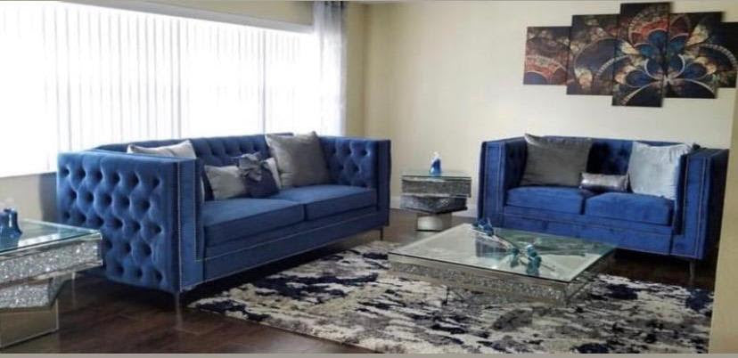 A sleek and exquisite style of Velvet tufted Living Room